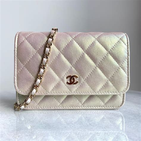 chanel mini woc 20b